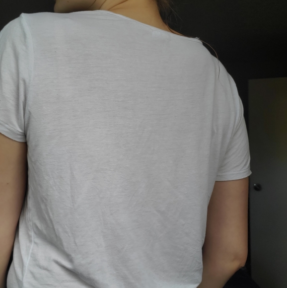 White T - Picture 3 of 3